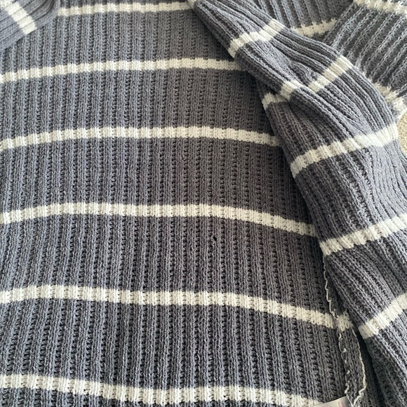 No Boundaries gray cardigan size XS - Picture 10 of 10